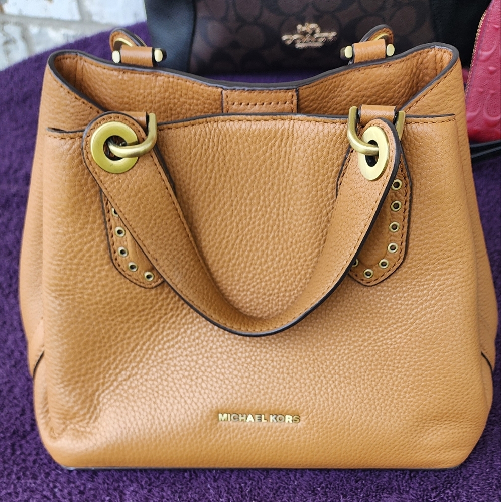 Michael Kors crossbody bag